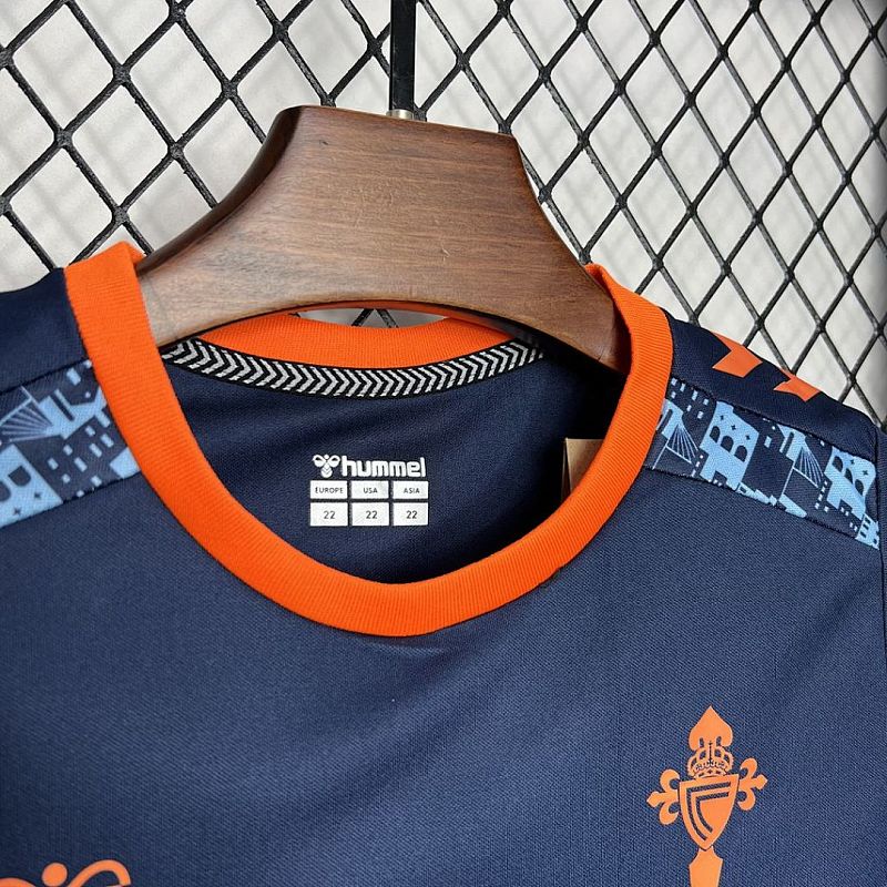 Celta Vigo Celta Vigo 2024/25 Away Kids Kit 4