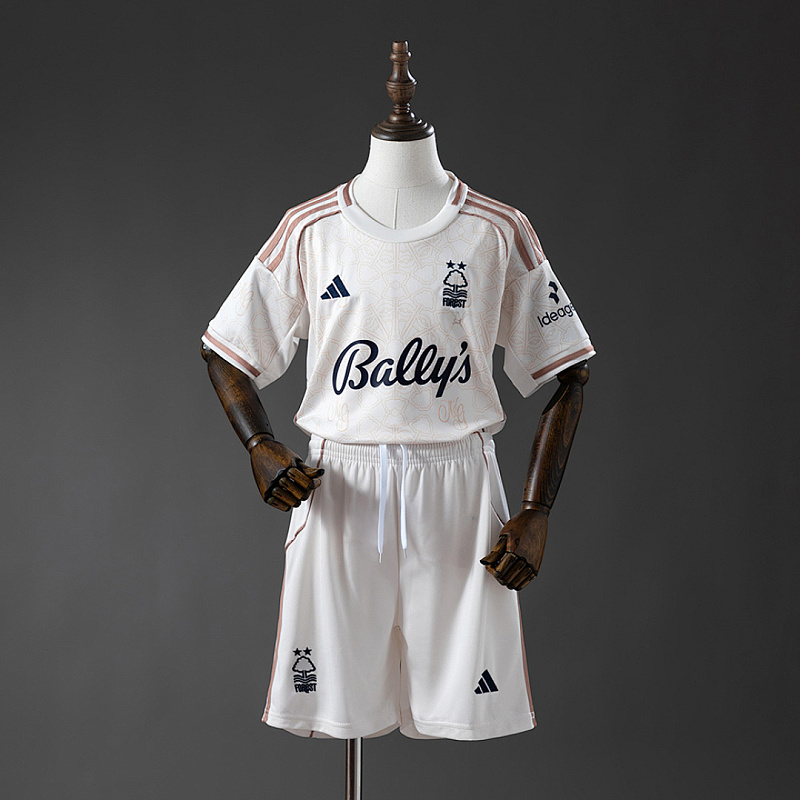 Nottingham Forest Nottingham Forest 25/26 Away Kids Jersey Size: 16-28