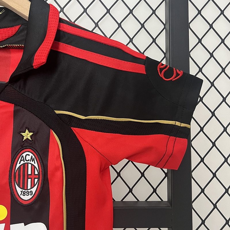 AC Milan06/07 kids AC Milan06/07 home size: 16-28 4