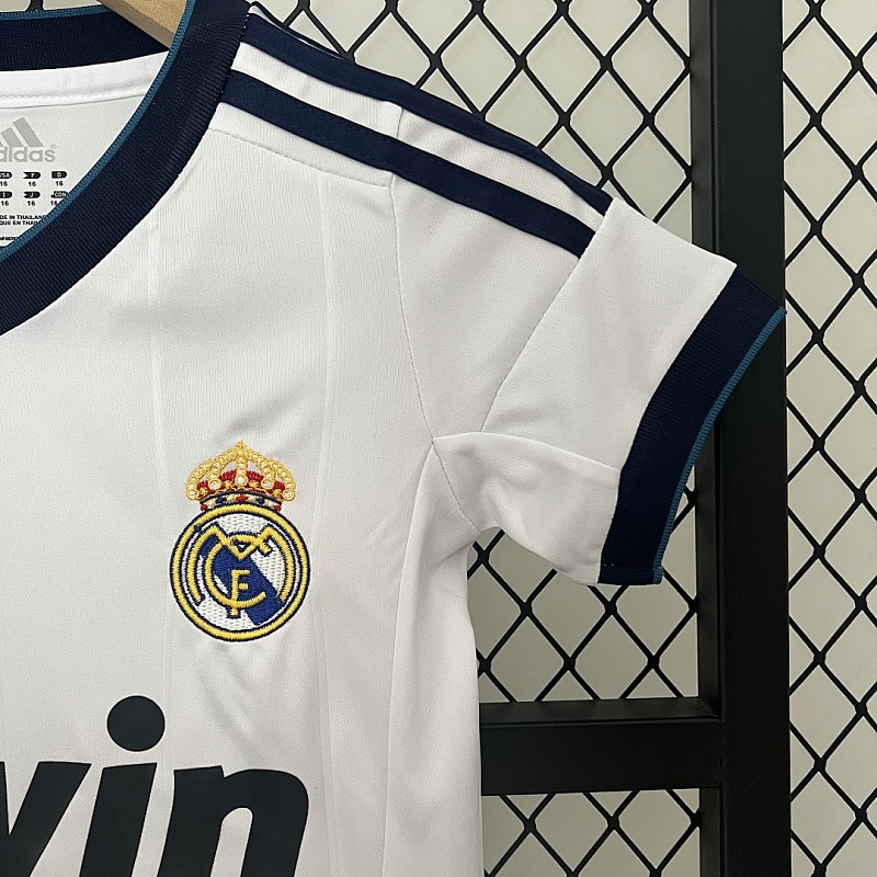 Real Madrid12/13 kids Real Madrid12/13 home size: 16-28 7