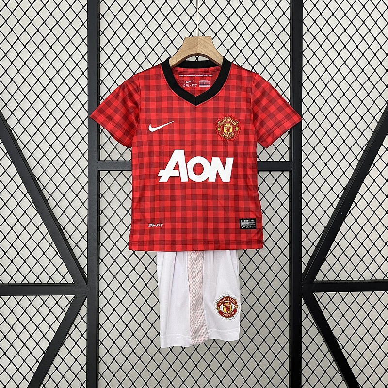 M-U size: kids M-U 12/13 home size: 16-28