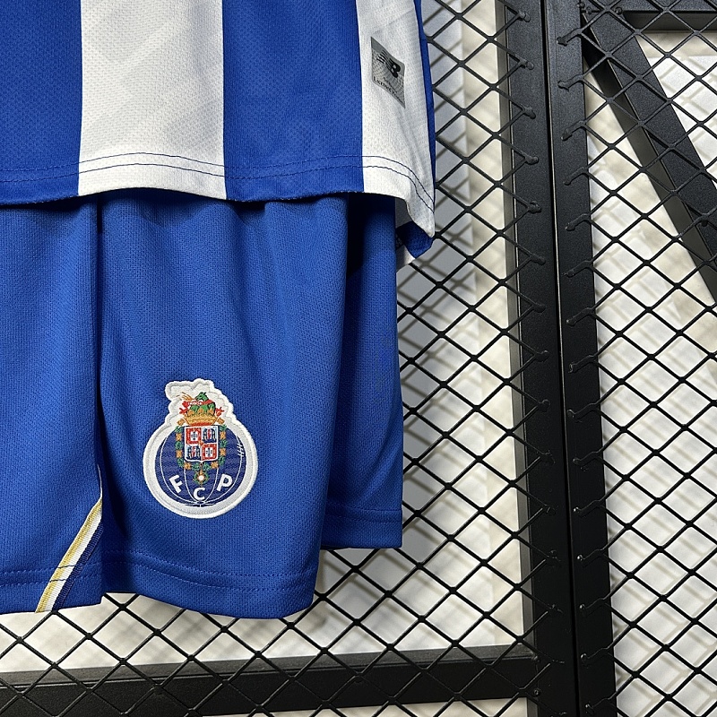 Porto 25/26 Kids Porto Home Size: 16-28 3