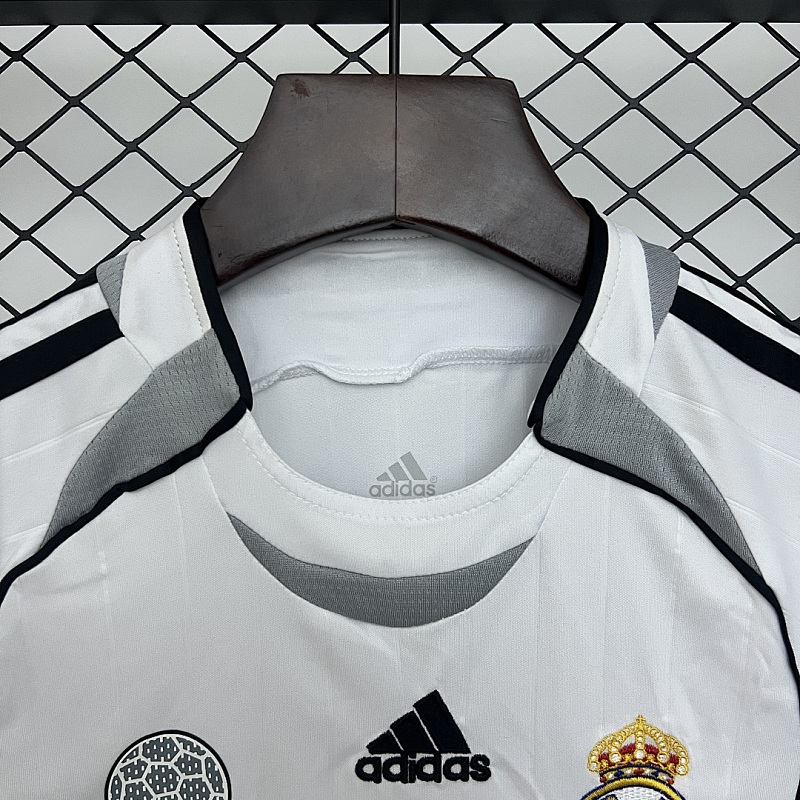 Real Madrid kids Real Madrid 06/07 Home Size: 16-28 8