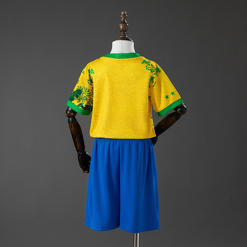 Brasile Brazil 26/27 Special Edition Kids Kit Jersey SIZE 16-28 2