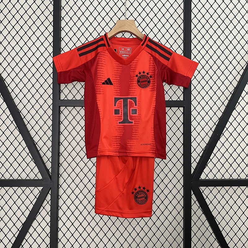 Bayern Munich 24/25 kids Bayern Munich home size: 16-28