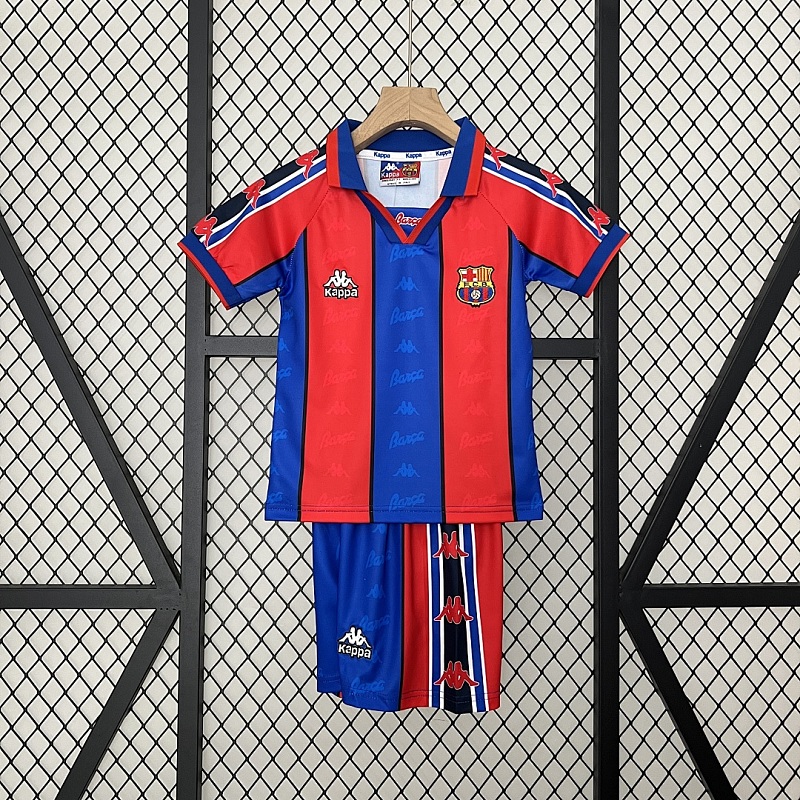 Barcelona kids Barcelona 95/97 home size: 16-28