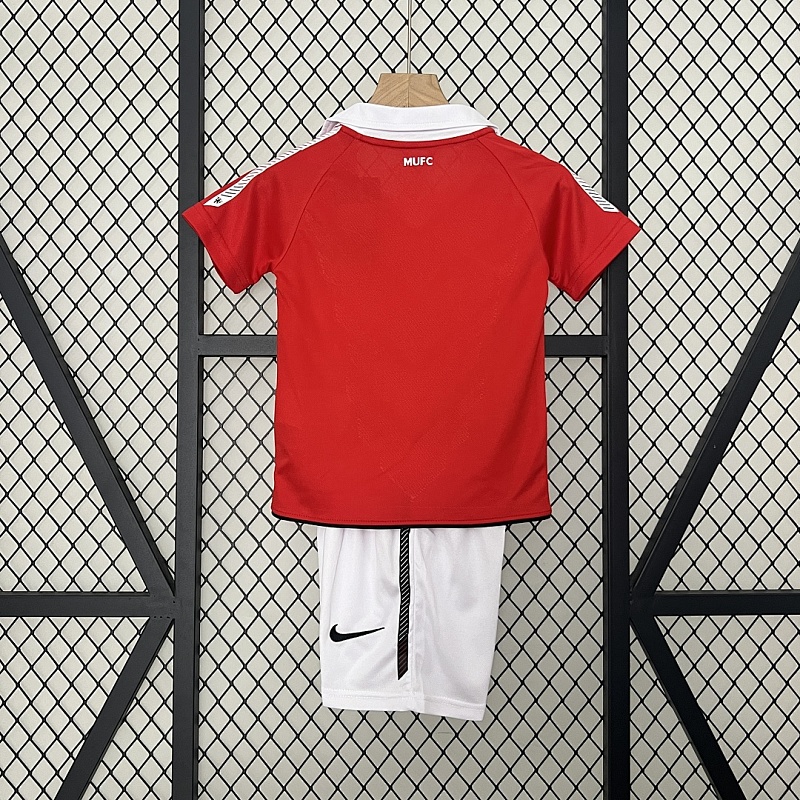 M-U size: kids M-U 10/11 home size: 16-28 2