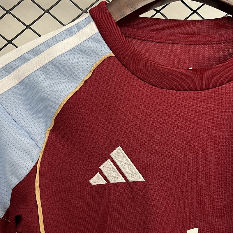 Aston Villa 25/26 Kids Aston Villa Home Size: 16-28 3