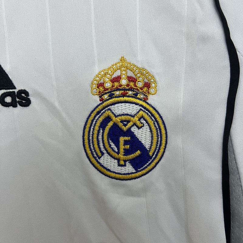 Real Madrid kids Real Madrid 06/07 Home Size: 16-28 5