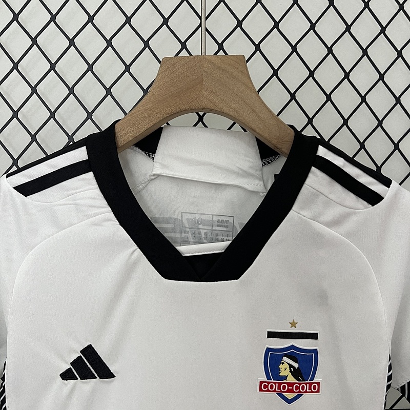 Colo Colo 24/25 kids Colo Colo home size: 16-28 3