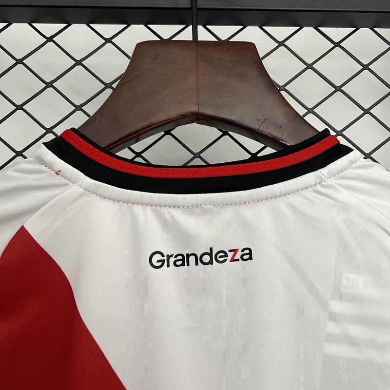 River Plate 25/26 Kids River Plate Home Size: 16-28 6