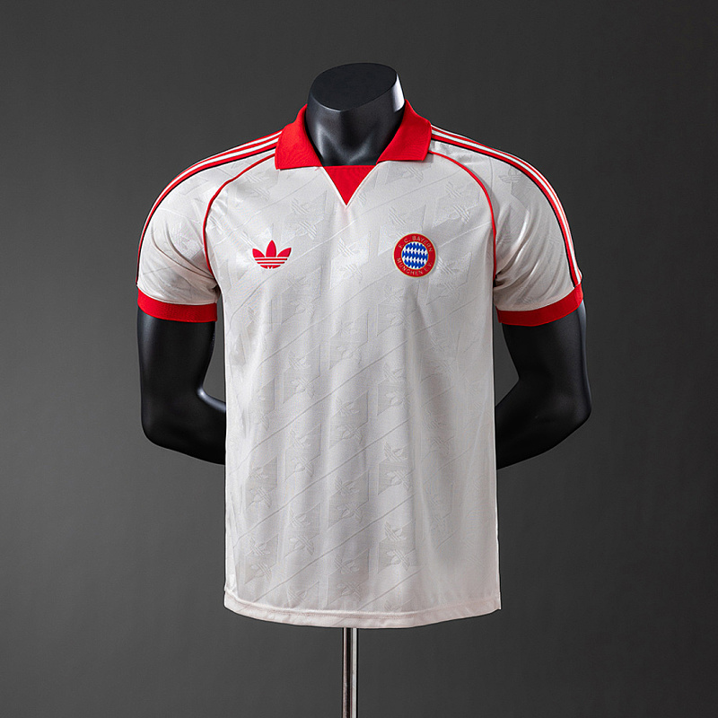Bayern Munich 24/25 Player Retro Bayern Munich S-XXL