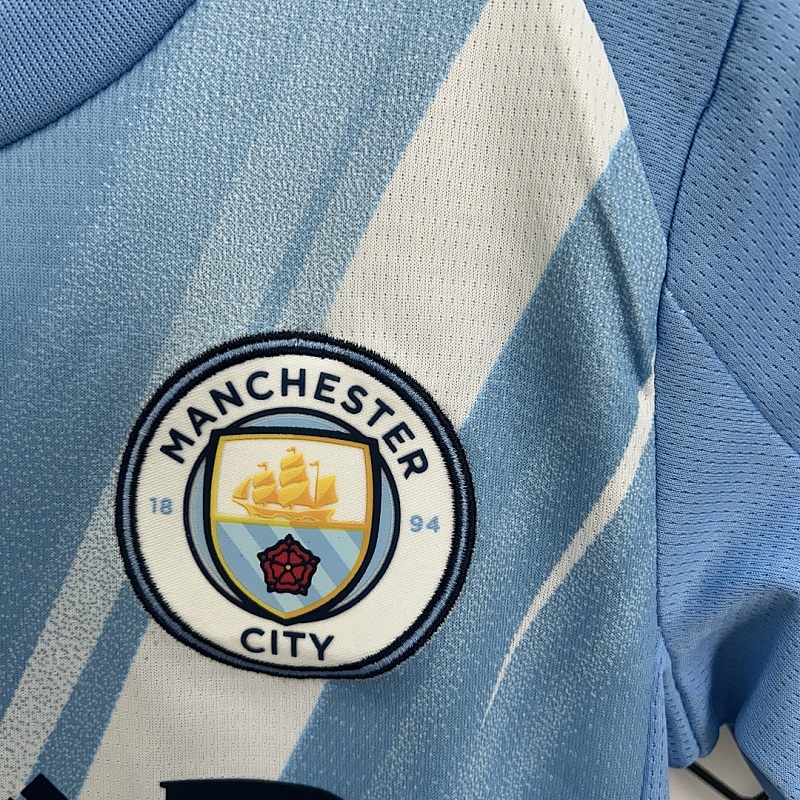 Manchester City 25/26 kids Manchester City home size: 16-28 2