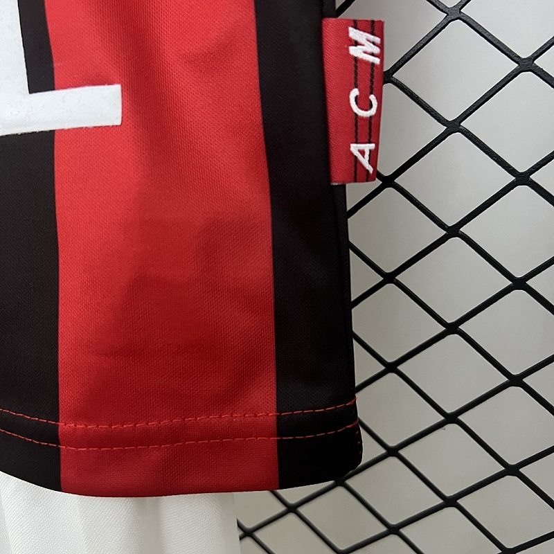 Milan kids AC Milan 98/99 Home size: 16-28 3
