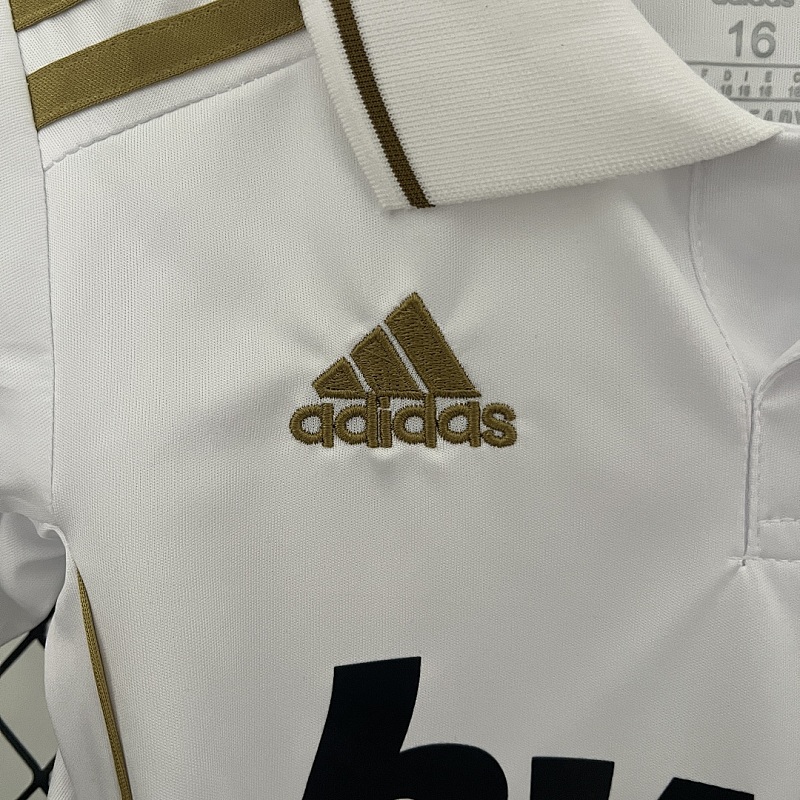 Real Madrid kids Real Madrid 11/12 home size: 16-28 4