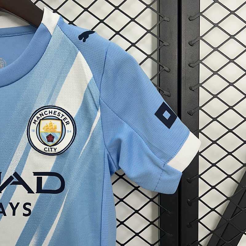 Manchester City 25/26 kids Manchester City home size: 16-28 6