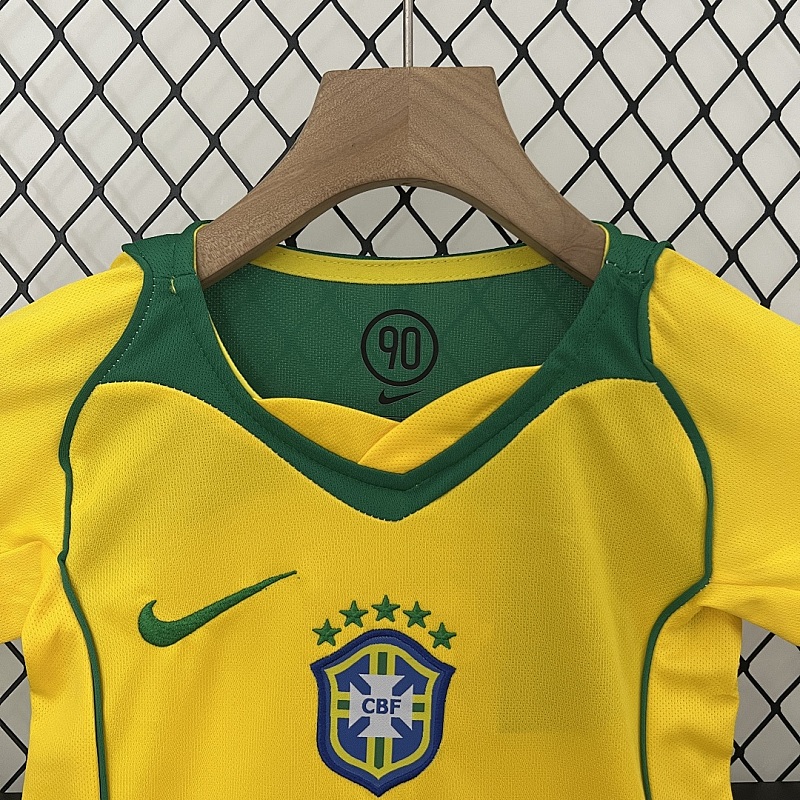 Brasile kids Brazil 2004 home size: 16-28 3