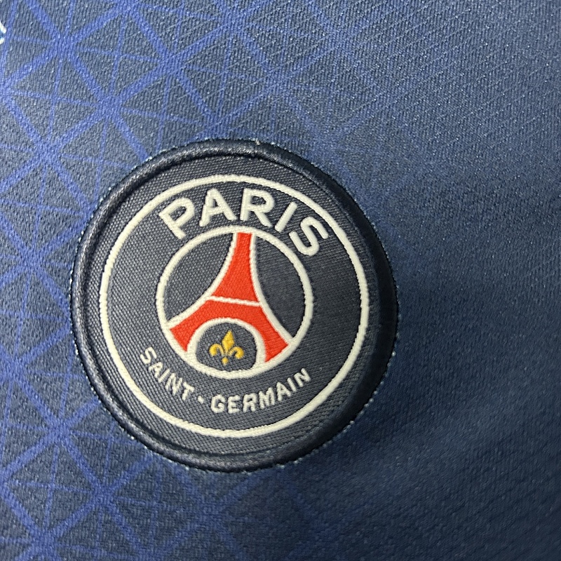 PSG 25/26 kids PSG home size: 16-28 3