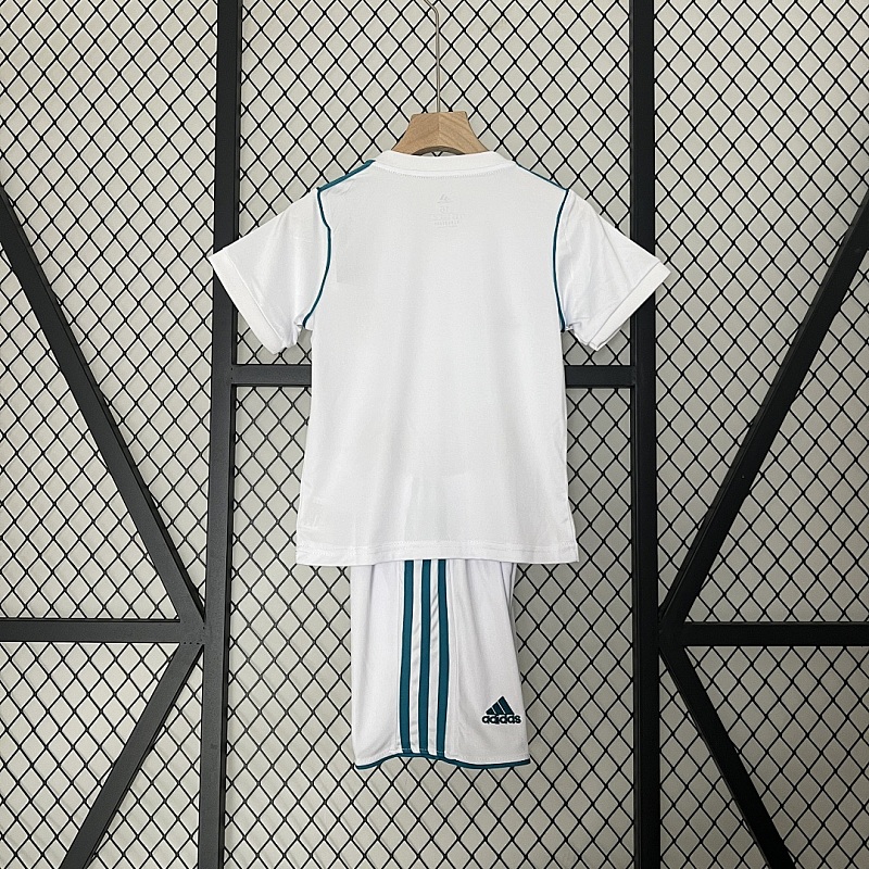Real Madrid kids Real Madrid 17/18 home size: 16-28 2