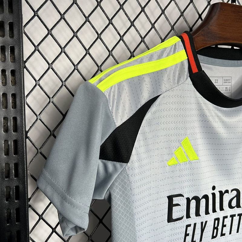Benfica Benfica 2024/25 Third Away Kids Kit 6