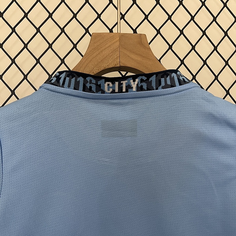 Manchester City 24/25 kids Manchester City home size: 16-28 9